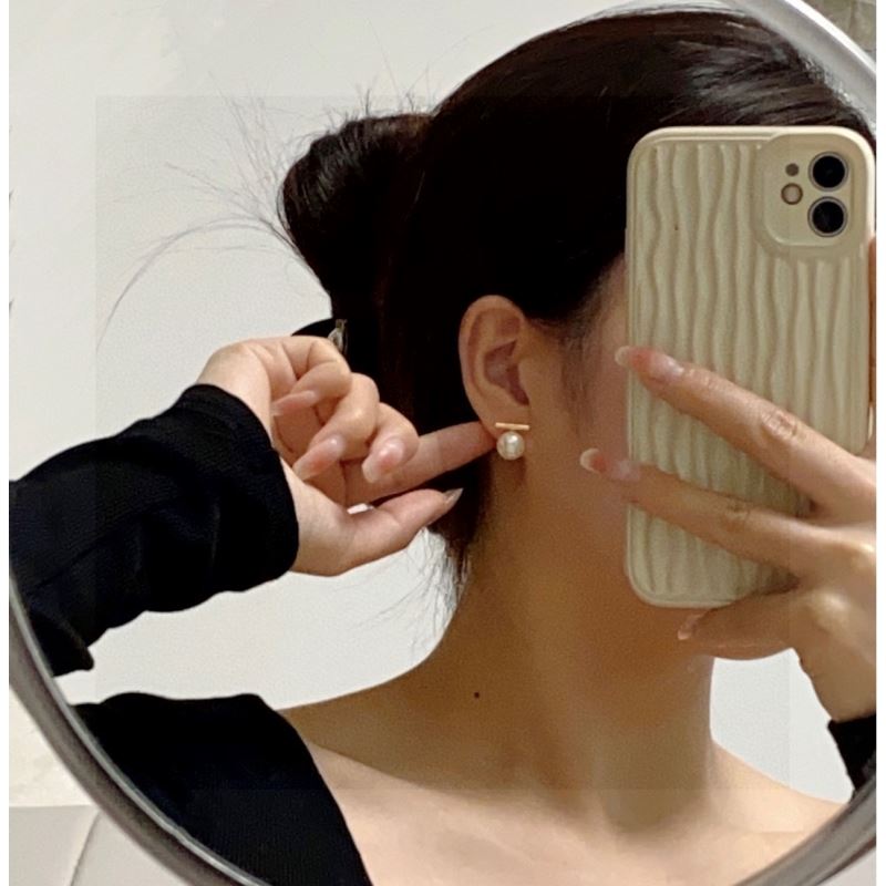 Ce**e earrings